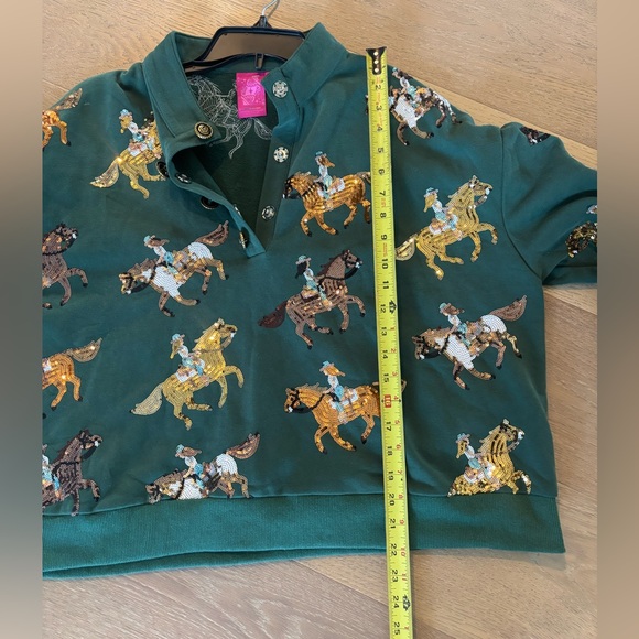 Queen of Sparkles Horse Riders Henley Sweatshirt Pullover Sequin Horseshoe Green - Picture 12 of 12